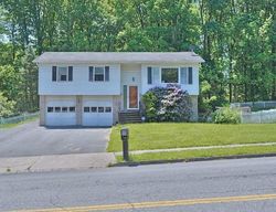 Pre-foreclosure in  JOHNSTON DR Bethlehem, PA 18017