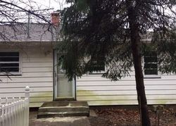 Pre-foreclosure Listing in GRANDVIEW RD OIL CITY, PA 16301
