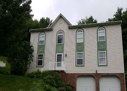 Pre-foreclosure in  SANDSTONE CT E Tarentum, PA 15084