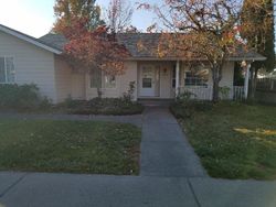 Pre-foreclosure Listing in W HARBECK RD GRANTS PASS, OR 97527