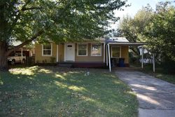 Pre-foreclosure Listing in S 20TH ST CHICKASHA, OK 73018