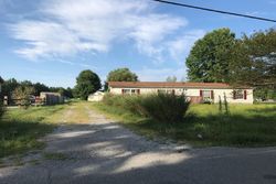 Pre-foreclosure in  CROSSTOWN RD Williamsburg, OH 45176