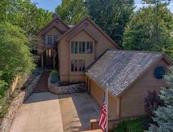 Pre-foreclosure in  WOODCROFT LN Fort Wayne, IN 46804