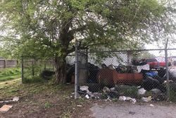 Pre-foreclosure in  N 5TH ST Robstown, TX 78380