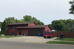 Pre-foreclosure Listing in 25TH AVE S FARGO, ND 58103