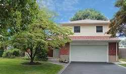 Pre-foreclosure Listing in PATRICIA LN SYOSSET, NY 11791