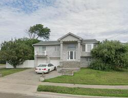 Pre-foreclosure in  LEGION ST Bellmore, NY 11710