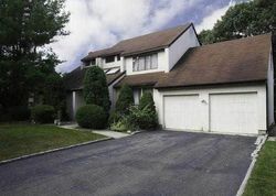 Pre-foreclosure in  TONY DR Kings Park, NY 11754