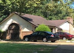 Pre-foreclosure Listing in WHITE RD FLORENCE, MS 39073