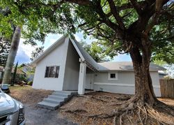 Pre-foreclosure in  SW 287TH TER Homestead, FL 33033