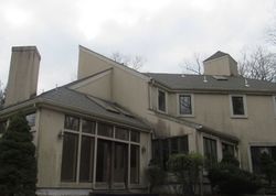 Pre-foreclosure Listing in TAMARECK RD ALPINE, NJ 07620