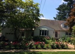 Pre-foreclosure Listing in PEMBROOK AVE MOORESTOWN, NJ 08057