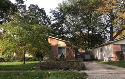 Pre-foreclosure Listing in N KARLE ST WESTLAND, MI 48185