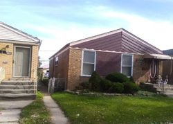 Pre-foreclosure in  S LAMON AVE Chicago, IL 60638