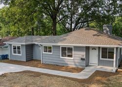 Pre-foreclosure in  W 76TH TER Prairie Village, KS 66208