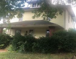 Pre-foreclosure Listing in S WALNUT ST SEYMOUR, IN 47274