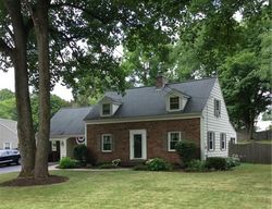 Pre-foreclosure in  DAWLEY RD Fayetteville, NY 13066