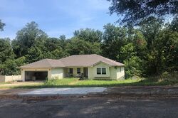 Pre-foreclosure in  REDLAND DR Gastonia, NC 28054