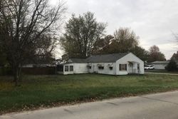 Pre-foreclosure in  SOUTH AVE Holland, OH 43528