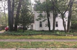 Pre-foreclosure in  WINDSOR DR Sicklerville, NJ 08081