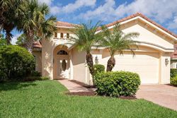 Pre-foreclosure in  PUMPKIN RDG Port Saint Lucie, FL 34986