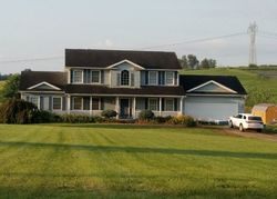 Pre-foreclosure in  ELTON ST SW Navarre, OH 44662