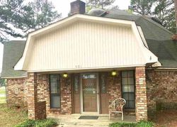 Pre-foreclosure in  HILLTOP DR Atlanta, TX 75551
