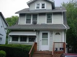 Pre-foreclosure Listing in BRADLEY AVE BERGENFIELD, NJ 07621