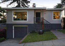 Pre-foreclosure in  HERRIOTT AVE Oakland, CA 94619