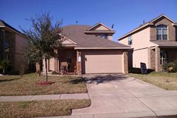 Pre-foreclosure Listing in FLORAL VALLEY LN KATY, TX 77449