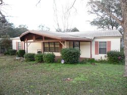 Pre-foreclosure in  WIDNER CIR Defuniak Springs, FL 32433