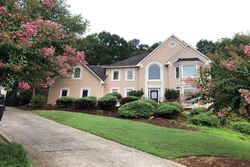Pre-foreclosure in  LOCHLAND CIR Roswell, GA 30075