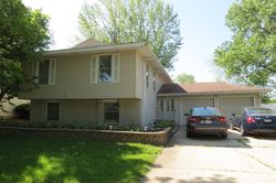 Pre-foreclosure in  CUMBERLAND LN Bolingbrook, IL 60440