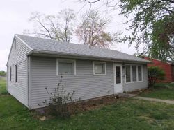 Pre-foreclosure Listing in N GRANT ST WARSAW, IN 46580