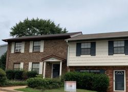 Pre-foreclosure in  GRAYSON VALLEY CIR Birmingham, AL 35235