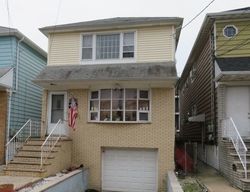 Pre-foreclosure Listing in CLEVELAND AVE HARRISON, NJ 07029