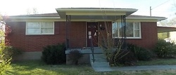 Pre-foreclosure in  CARRIE DR Louisville, KY 40216