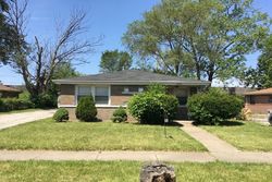 Pre-foreclosure in  CALIFORNIA AVE Markham, IL 60428
