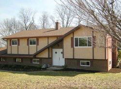 Pre-foreclosure in  WINDING RD Coopersburg, PA 18036