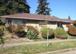 Pre-foreclosure in  S HORTON ST Seattle, WA 98144