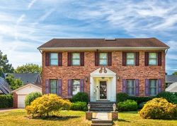 Pre-foreclosure in  BRIXTON RD Garden City, NY 11530