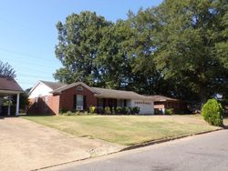 Pre-foreclosure in  EASON AVE Memphis, TN 38116