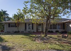 Pre-foreclosure in  EDGEMERE DR Fort Myers, FL 33919