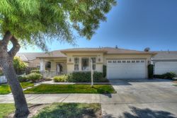 Pre-foreclosure in  VINTAGE CIR Oakdale, CA 95361