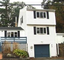 Pre-foreclosure Listing in BEECHWOOD AVE LAKEVILLE, MA 02347