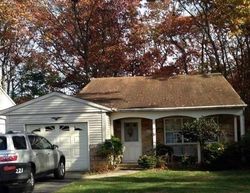 Pre-foreclosure Listing in BEAUMONT CT RIDGE, NY 11961