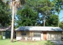 Pre-foreclosure in  OAKWOOD DR New Port Richey, FL 34652