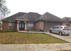 Pre-foreclosure in  KINGSWOOD DR Lafayette, LA 70501