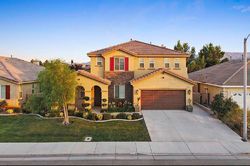 Pre-foreclosure in  TOURNAMENT DR Palmdale, CA 93551