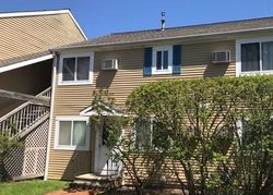 Pre-foreclosure Listing in FLAX HILL RD APT 17 NORWALK, CT 06854